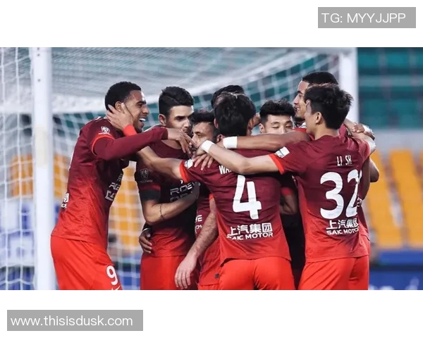 中超最新动态成都队豪取三连胜领跑积分榜国安继续保持不败佳绩